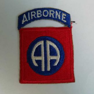 Insigne original de 82° AIRBORNE DIVISION (tab attaché)