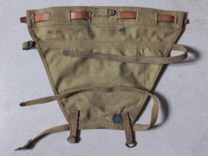 Pack carrier du sac M28 daté 1941 matriculé – Image 2