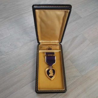 Médaille PURPLE HEART neuve originale en boite