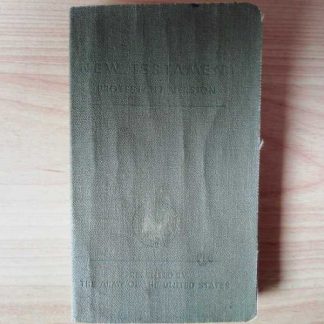 Bible US protestante datée 1941 identifiée
