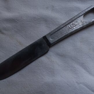 Couteau réglementaire daté 1944