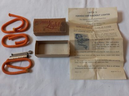 Briquet FOXHOLE LIGHTER en boite – Image 2