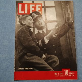 Magazine LIFE du 1er mai 1944 (pilote navy)