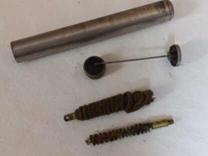 Huilier métallique équipé pour fusil M1 – Image 2