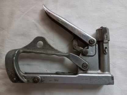 Pistolet agrafeur US de marque HANSEN – Image 2