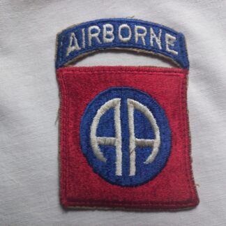 82° INFANTRY DIVISION (tab attaché)