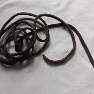 Lacet cuir pour étui de colt 45 ou fourreau M8
