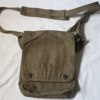 Porte cartes US daté 1943 couleur OD3 équipé