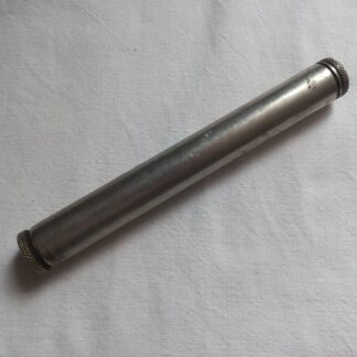 Huilier métallique équipé pour fusil M1