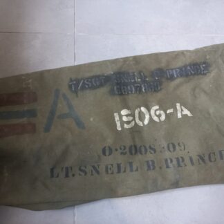 Duffel bag daté 1943 nominatif (MED. DEPT.)