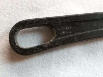 Couteau réglementaire daté 1941 – Image 3