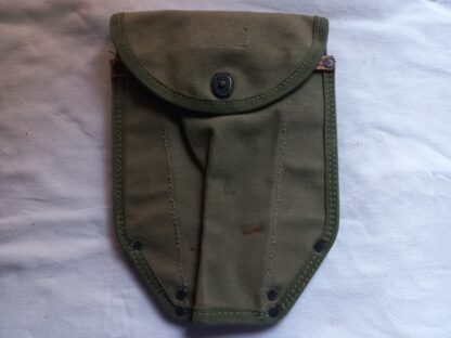 Housse M43 1er type datée 1944 OD3 (bicolore)
