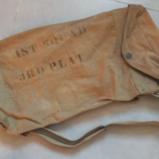 Musette pour roquettes de bazooka datée 1943 (1er type)