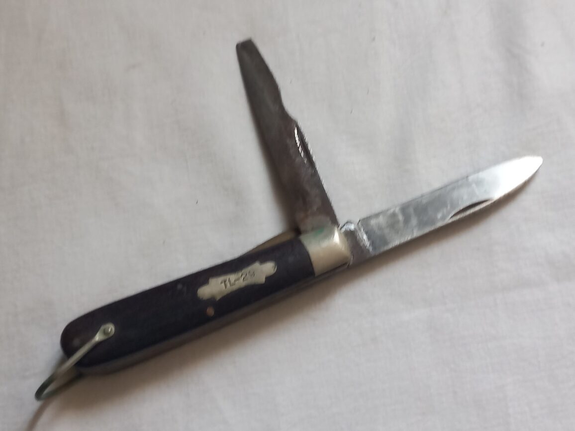 Couteau US TL 29 de marque UTICA (early) 02
