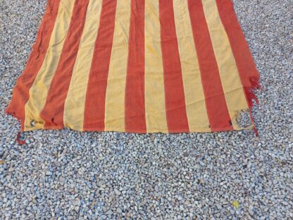 Grand drapeau format 160 x 225 imprimé sur coton – Image 3