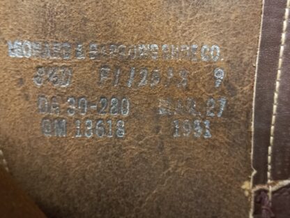 Bottes de marche M1948 US ARMY datées 1951 – Image 8