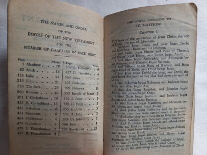 Bible "Protestant version" datée 1941 – Image 3
