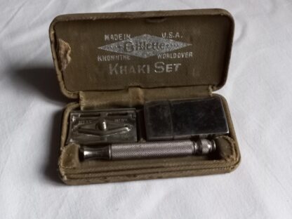Rasoir GILLETTE en pochette KHAKI SET (complet)