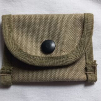 Pochette aux accessoires US datée 1943