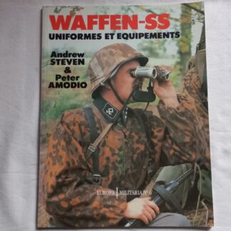Livre WAFFEN SS uniformes et équipements