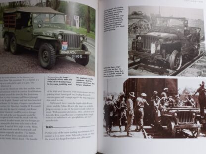 Livre ESSENTIAL MILITARY JEEP – Image 2