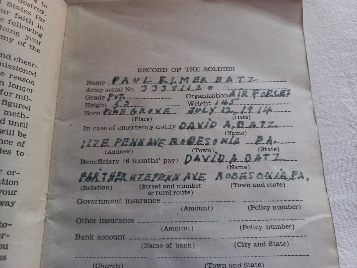 FM 21-100 daté 1941 (soldier hand book) nominatif (Batz) – Image 2