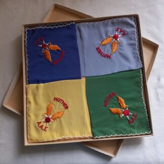 Ensemble de 4 mouchoirs en boite originale d'achat en PX AIR FORCE