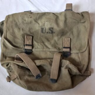 Musette M36 datée 1942 couleur OD3 matriculée