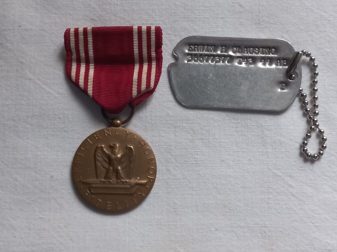 Médaille GOOD CONDUCT nominative et dog tag (Clausing)