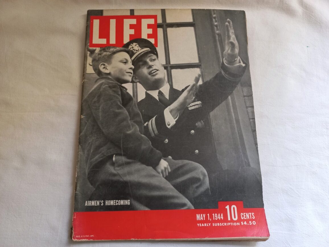 Magazine LIFE du 1er mai 1944 (aéronavale)