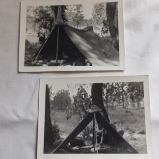 Lot de 2 photos originales de campement datées 1941