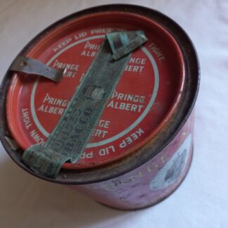 Boite à tabac de PX de marque PRINCE ALBERT de 1944