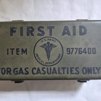 Boite 1st aid US originale "GAS" modèle 1944