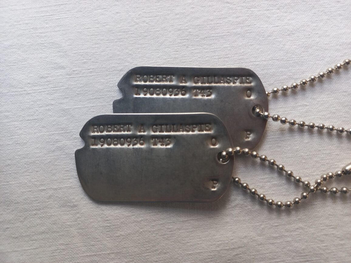 Jeu de dog tag d'origine T43 (Gillaspie) – Image 2